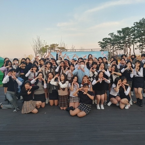 공연 후 단체사진